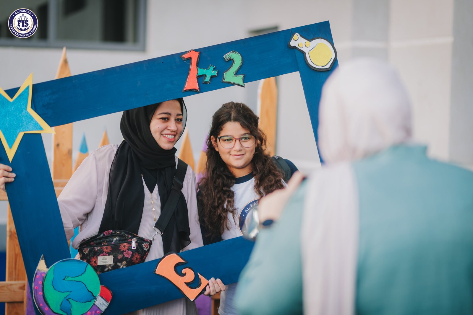 FIS BACK TO SCHOOL (101)